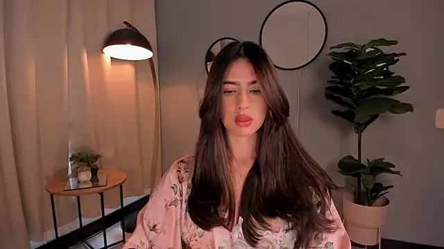 LiaPearce online show from 03-07-25, 12:56