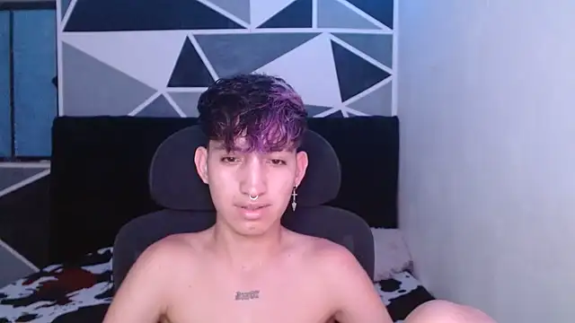 littlextreme online show from 12-21-24, 06:09