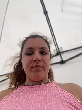 DaisyVibesss online show from 07-18-26, 03:49