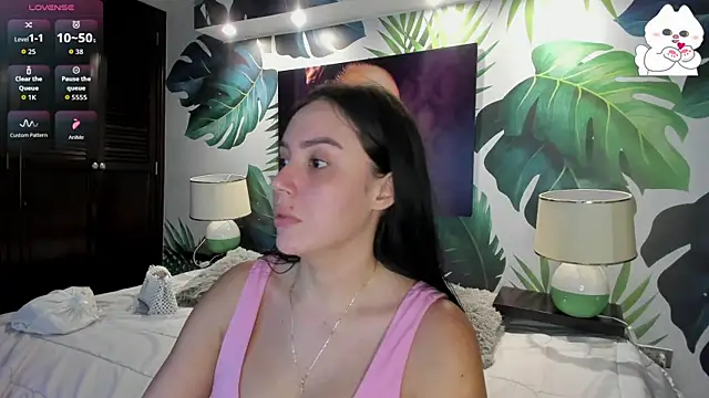 Snapshot of brianna_196 chatting on 09-26-25, 07:29 brianna 196 online show from 09-26-25, 07:29