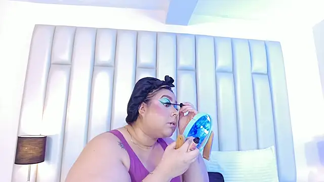 aandreaperez online show from 07-23-26, 02:04