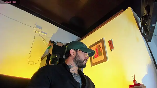 CamiloGray  online show from 12-03-25, 02:15