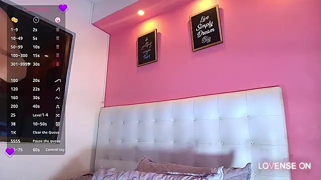 hornyhousekeeper  online show from 03-05-25, 12:55