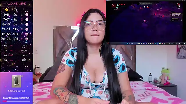 Snapshot of cutesarah_ chatting on 12-10-24, 08:38 cutesarah  online show from 12-10-24, 08:38