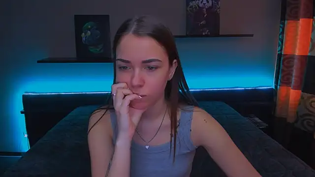 AlexaBarkley online show from 02-04-25, 03:11