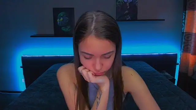 AlexaBarkley online show from 02-06-25, 06:18