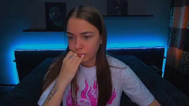 AlexaBarkley online show from 02-10-25, 03:13