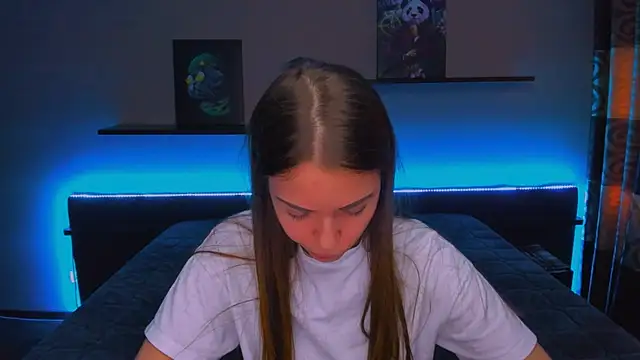 AlexaBarkley online show from 02-11-25, 06:51