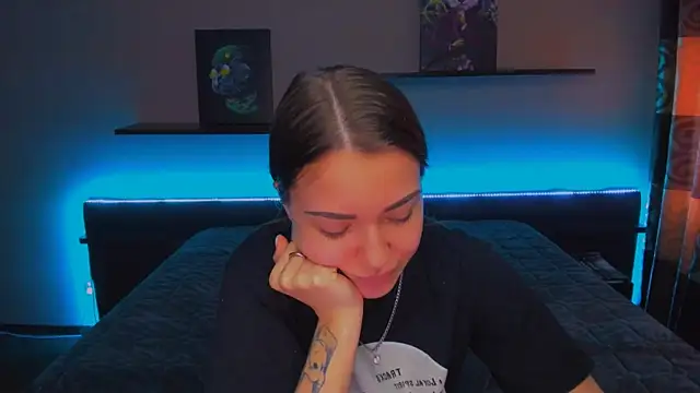 AlexaBarkley online show from 03-04-25, 06:26