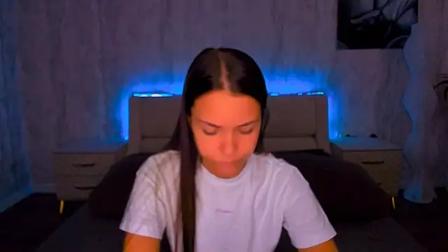 AlexaBarkley online show from 07-17-26, 01:12
