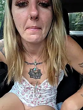 SheIsSomething online show from 07-21-26, 01:52