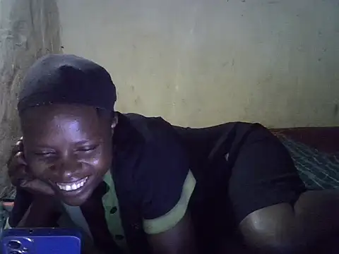 Snapshot of cute-shamza chatting on 09-19-25, 05:20 cute-shamza online show from 09-19-25, 05:20