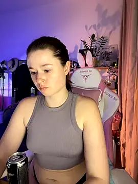 Snapshot of sweetest_pie chatting on 11-01-25, 07:27 sweetest pie online show from 11-01-25, 07:27