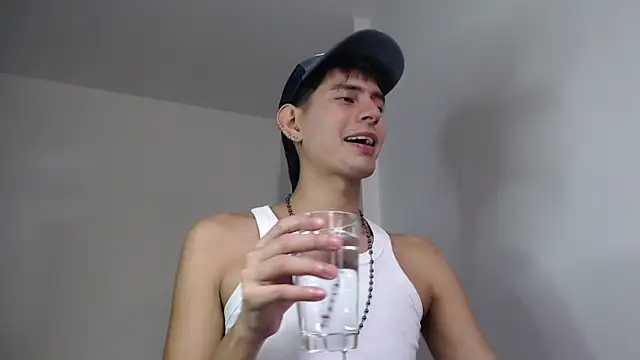 imdavo23 online show from 12-15-25, 06:56