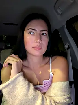 clairewntr online show from 12-01-25, 10:48