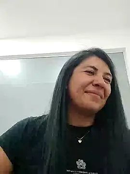 Snapshot of aisha_latina chatting on 01-31-25, 09:05 aisha latina online show from 01-31-25, 09:05