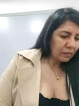 Snapshot of aisha_latina chatting on 02-24-25, 06:47 aisha latina online show from 02-24-25, 06:47