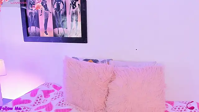 SophieRossi online show from 09-14-25, 03:49