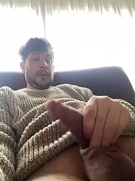 Snapshot of Taxidriver1988 chatting on 02-08-25, 01:33 Taxidriver1988 online show from 02-08-25, 01:33