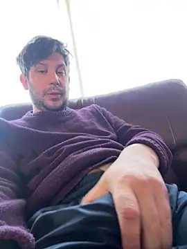 Snapshot of Taxidriver1988 chatting on 03-03-25, 01:20 Taxidriver1988 online show from 03-03-25, 01:20