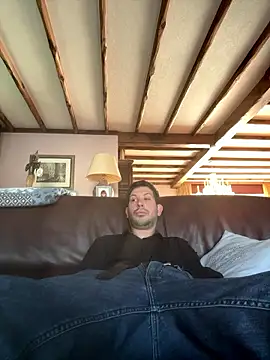 Snapshot of Taxidriver1988 chatting on 01-18-26, 01:48 Taxidriver1988 online show from 01-18-26, 01:48