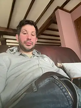 Snapshot of Taxidriver1988 chatting on 02-19-26, 12:34 Taxidriver1988 online show from 02-19-26, 12:34