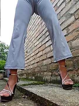 Yuky ta online show from 02-04-26, 01:06