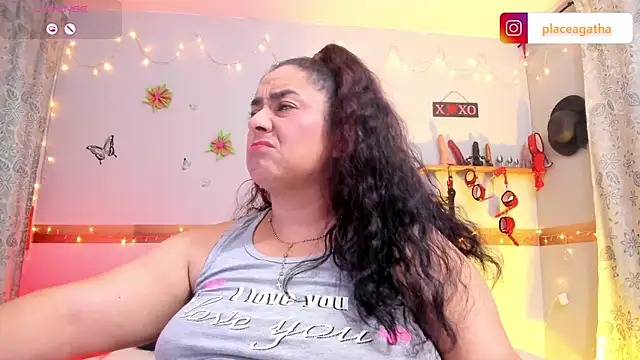 agathaxxx-69 online show from 03-17-25, 10:49