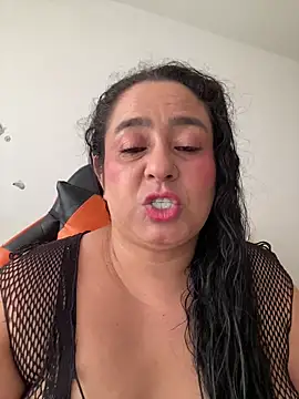 agathaxxx-69 online show from 08-03-26, 08:01