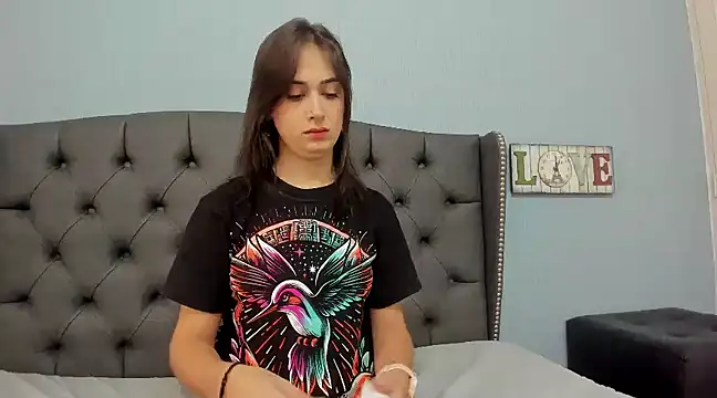 Snapshot of AndreaStivens chatting on 03-10-25, 03:20 AndreaStivens online show from 03-10-25, 03:20