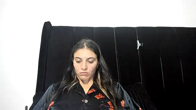 mariecam420 online show from 06-09-26, 03:51