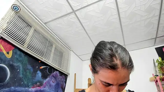 mariecam420 online show from 06-10-26, 02:01
