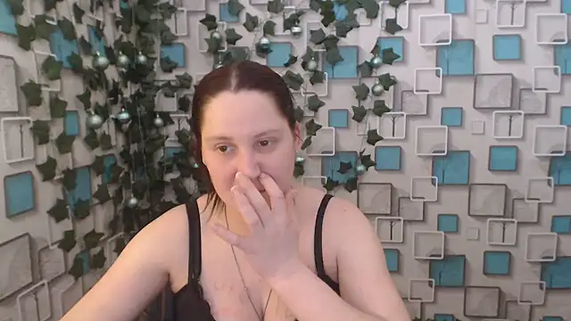 Snapshot of JosieJun_ chatting on 01-17-25, 10:56 JosieJun online show from 01-17-25, 10:56