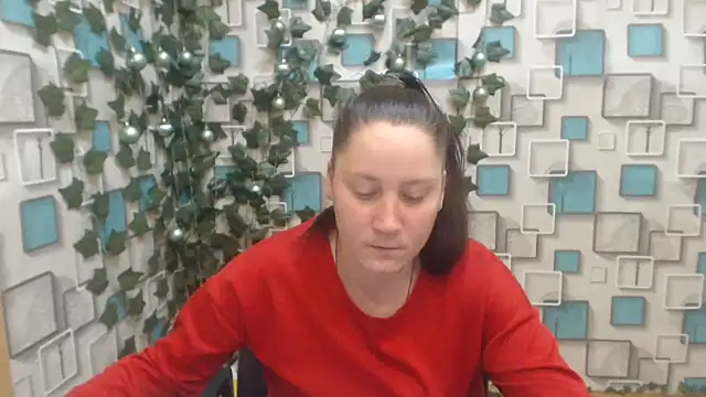 Snapshot of JosieJun_ chatting on 02-06-25, 12:11 JosieJun online show from 02-06-25, 12:11