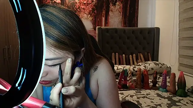 Snapshot of sofia23dirty chatting on 06-16-26, 09:39 sofia23dirty online show from 06-16-26, 09:39