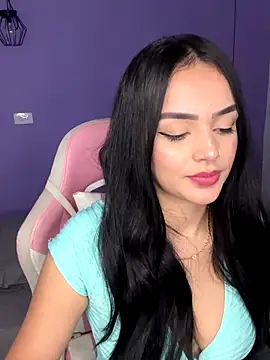 Snapshot of anniehart chatting on 11-04-25, 01:27 anniehart online show from 11-04-25, 01:27