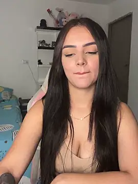 Snapshot of anniehart chatting on 02-18-26, 01:45 anniehart online show from 02-18-26, 01:45