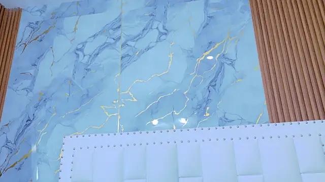 IrresistibleMilf online show from 11-21-25, 12:26