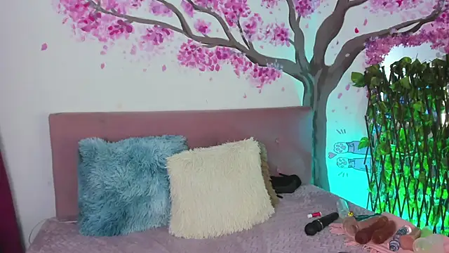 magali 19 online show from 01-12-25, 12:39