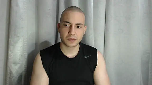 Armando 2002 online show from 11-05-25, 02:55