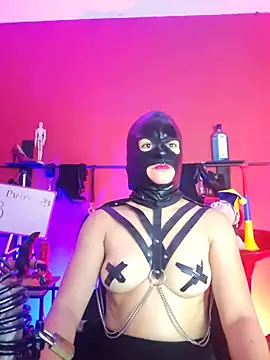 Snapshot of MistressSlut1 chatting on 07-15-26, 11:26 MistressSlut1 online show from 07-15-26, 11:26