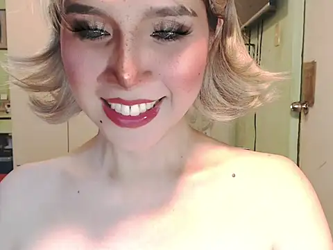 Ezradeliciosa online show from 04-09-26, 06:19