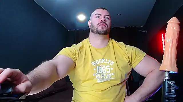 muscularjohnforuX online show from 02-19-25, 04:55