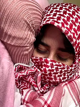 Snapshot of arabiaAna chatting on 09-21-25, 02:40 arabiaAna online show from 09-21-25, 02:40