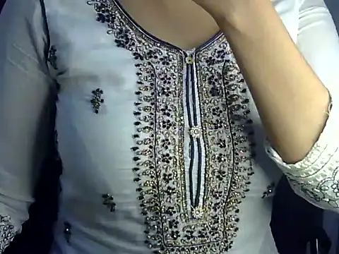 Snapshot of SiaraSiyA chatting on 06-10-26, 05:45 SiaraSiyA online show from 06-10-26, 05:45