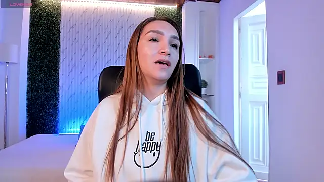 miataylorr1 online show from 10-21-25, 12:06