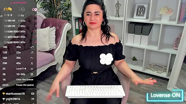EmaBrownie online show from 06-11-26, 12:32