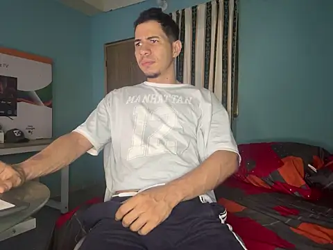 Snapshot of steven_clain chatting on 06-18-26, 06:45 steven clain online show from 06-18-26, 06:45