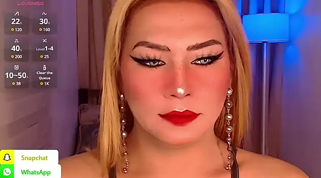 QUEEN GIAMOORE69 online show from 12-13-24, 10:23