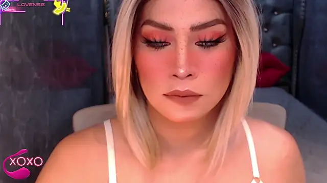 QUEEN GIAMOORE69 online show from 09-24-25, 07:28